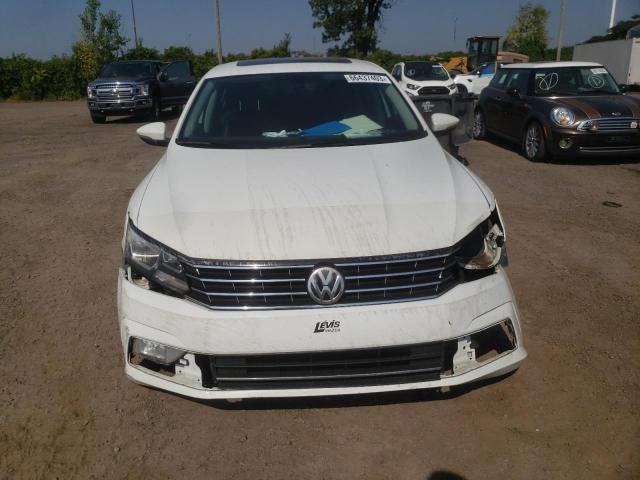 2016 VOLKSWAGEN PASSAT SEL - 1VWCS7A39GC014509