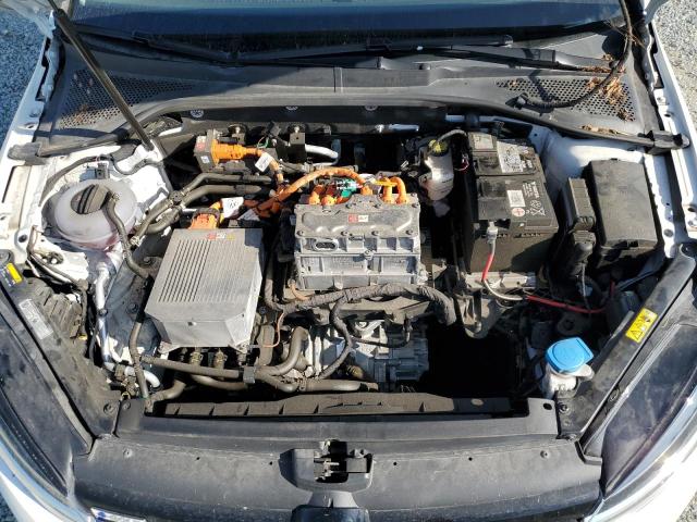 2017 VOLKSWAGEN E-GOLF SE - WVWKR7AU7HW950826
