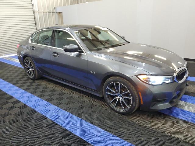 3MW5P7J06N8C65136 BMW 330e
