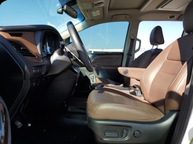 5TDYK3DC9GS710685 Toyota SIENNA XLE