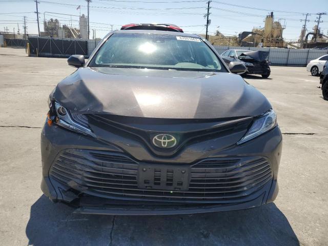 2018 TOYOTA CAMRY 4D 2 - 4T1B11HK9JU049687