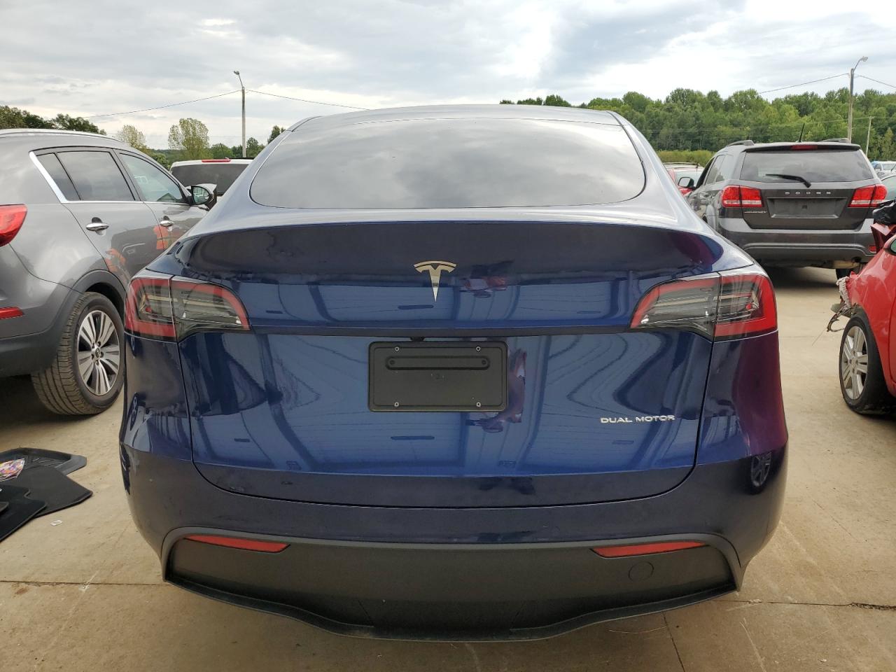 7SAYGDEE6NA017484 Tesla Model Y  6