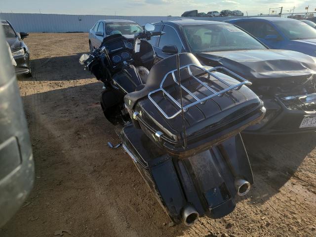 2016 HARLEY-DAVIDSON FLTRU 1HD1KGL13GB660591