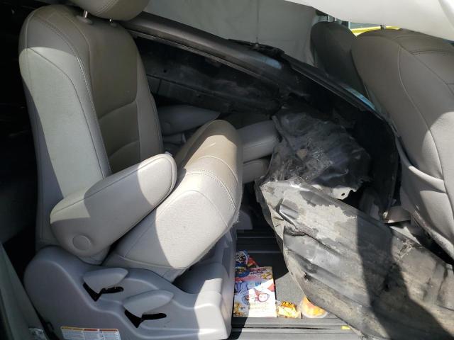 5TDYZ3DC1KS001835 Toyota SIENNA XLE