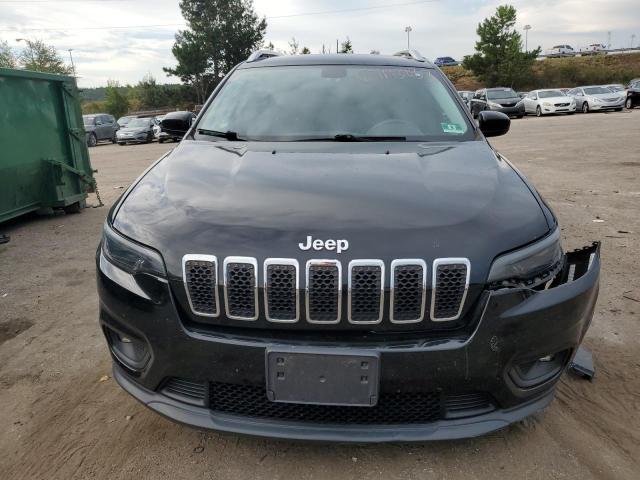 1C4PJMCB6KD280924 Jeep Cherokee Latitude