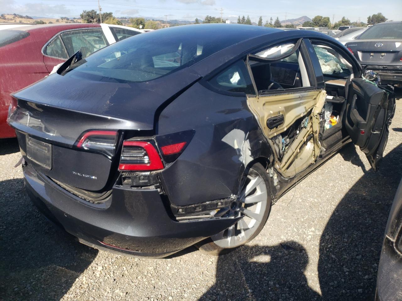 5YJ3E1EB7NF143311 TESLA MODEL 3 2022
