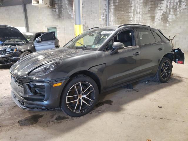 VIN WP1AA2A52NLB00385 2022 Porsche Macan no.1