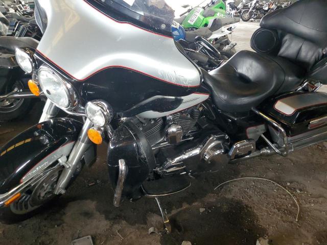 2010 HARLEY-DAVIDSON FLHTCU 1HD1FC413AB601110