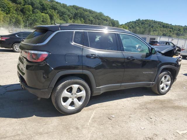 3C4NJDBB0JT114982 Jeep Compass Latitude