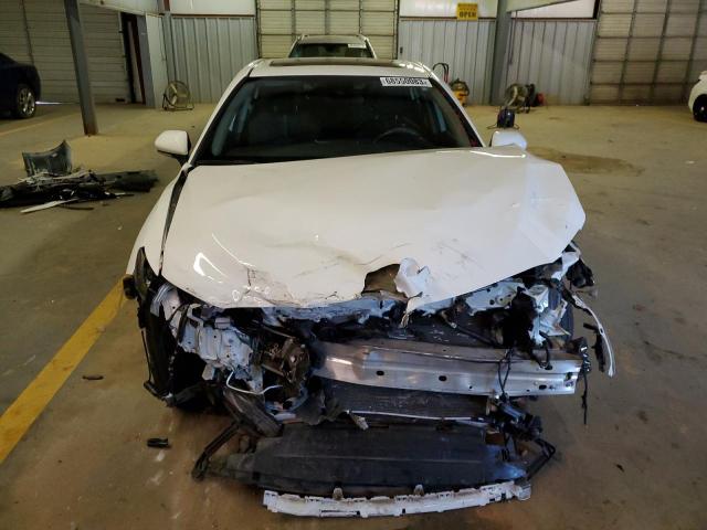  TOYOTA CAMRY 2021 Білий