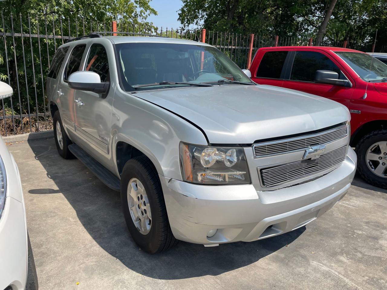 Chevrolet Tahoe 2010