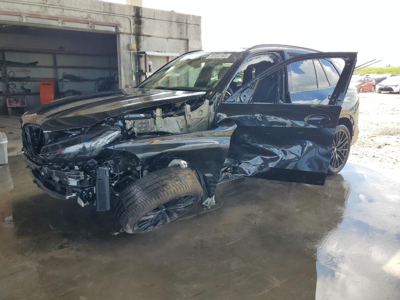 5UX33EU08R9S49407 BMW X5 M60I 2024