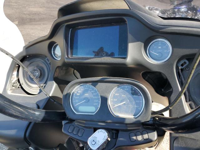 2019 HARLEY-DAVIDSON FLTRU 1HD1KGF12KB623374