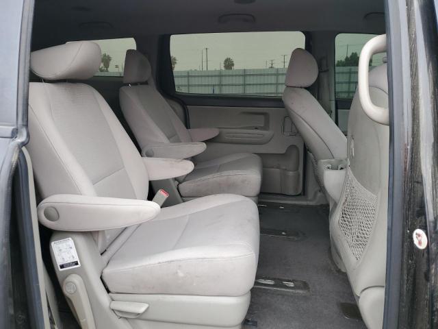 KNDMA5C17H6284140 KIA Sedona L