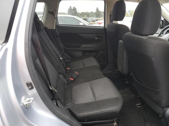 JA4AD2A36HZ028741 Mitsubishi Outlander Es