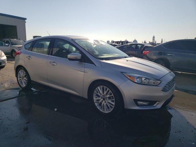 1FADP3N24HL242282 Ford Focus Titanium
