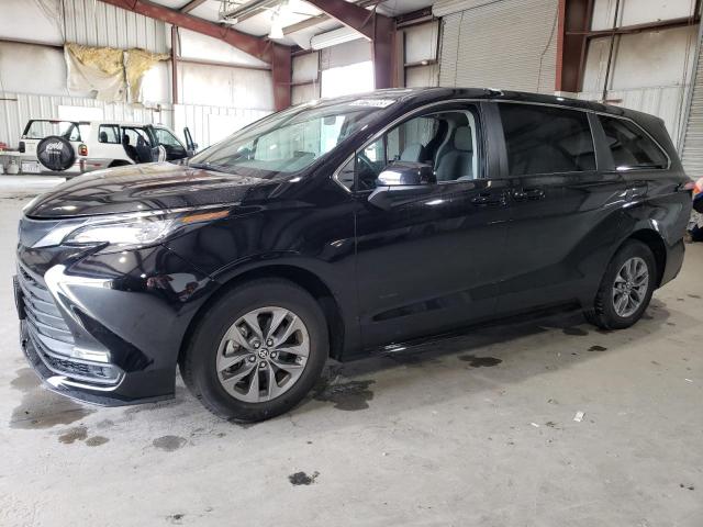 5TDKRKECXNS117926 Toyota All Models SIENNA LE