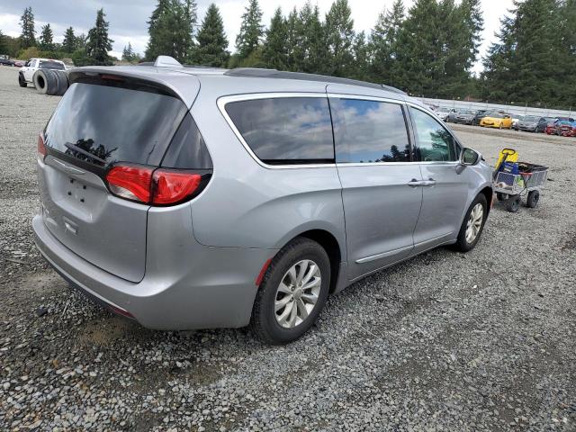 2C4RC1BG5HR516791 2017 CHRYSLER PACIFICA, photo no. 3