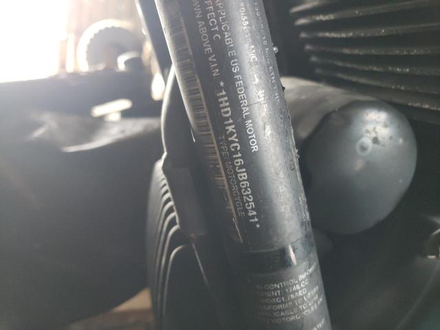 2018 HARLEY-DAVIDSON FLHXS 115T - 1HD1KYC16JB632541
