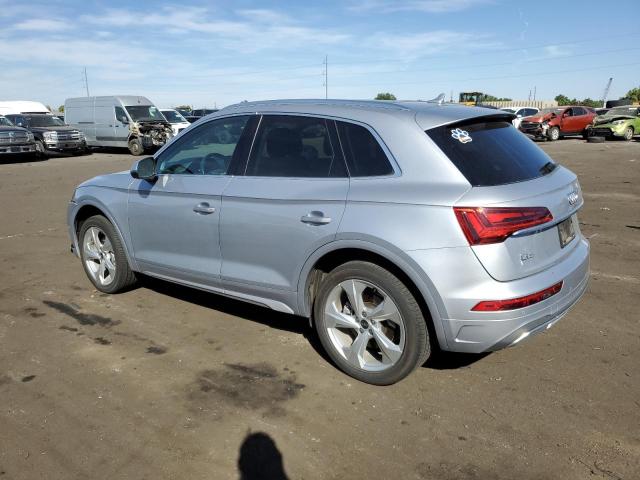 WA1BAAFY6M2045456 2021 AUDI Q5, photo no. 2