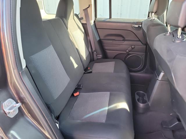 1C4NJPBB4HD200863 Jeep Patriot Sport