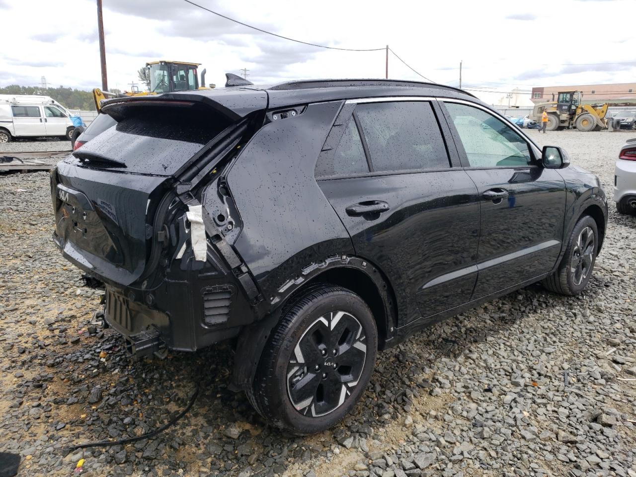 KNDCR3L1XP5045985 Kia Niro Wind  3