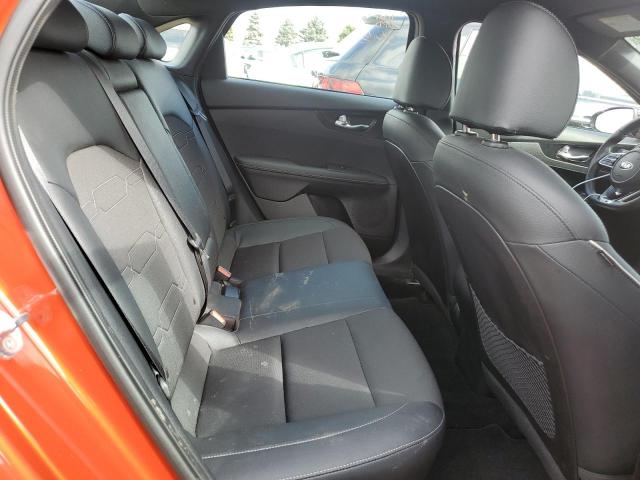 3KPF34AD8ME419446 KIA Forte Gt Line