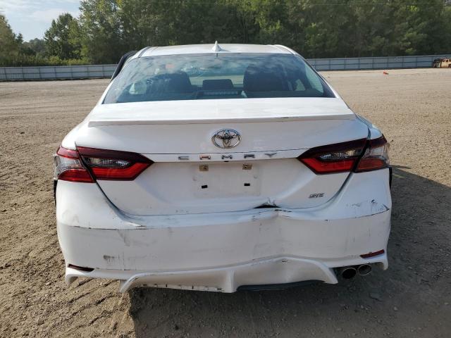 4T1G11AK9MU472824 Toyota CAMRY SE