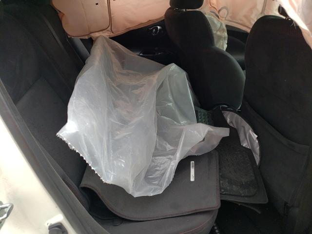 JN8AF5MR7HT702596 Nissan JUKE S