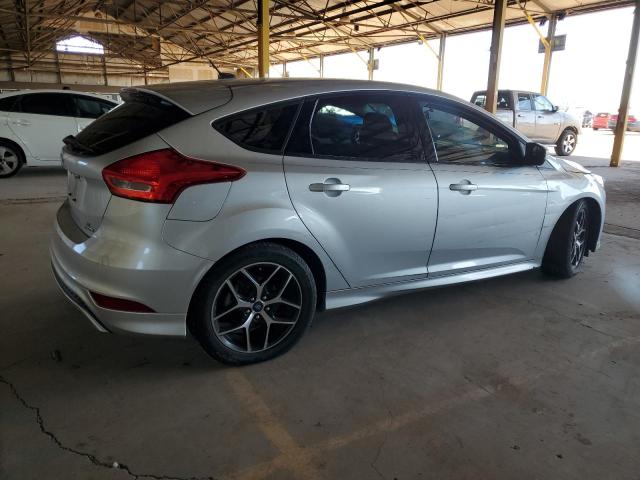 1FADP3K26FL369598 Ford FOCUS SE
