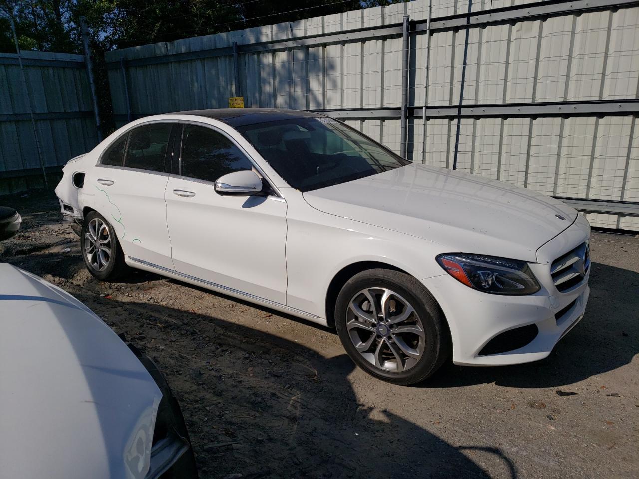 55SWF4KB2FU002839 2015 Mercedes-Benz C 300 4Matic