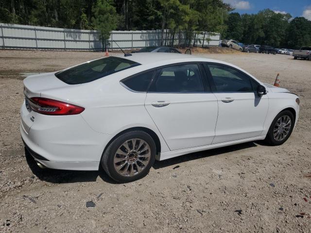 3FA6P0HD6HR377379 Ford FUSION SE