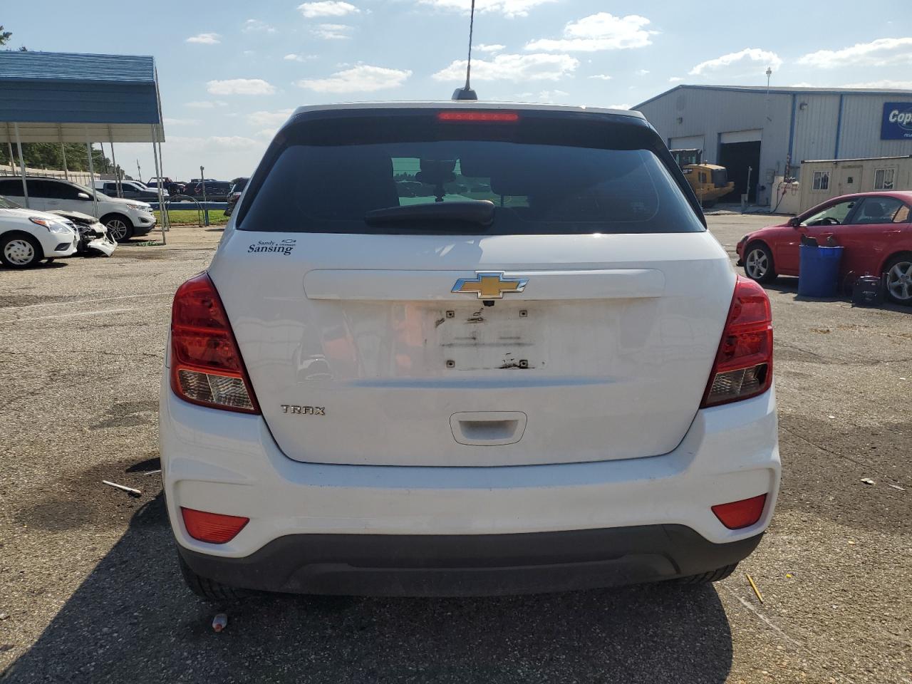 3GNCJKSB0KL218537 Chevrolet Trax LS 6