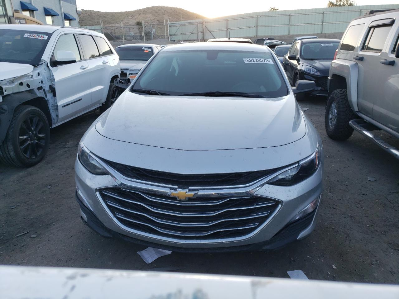 2021 Chevrolet Malibu Ls vin: 1G1ZC5ST4MF081910