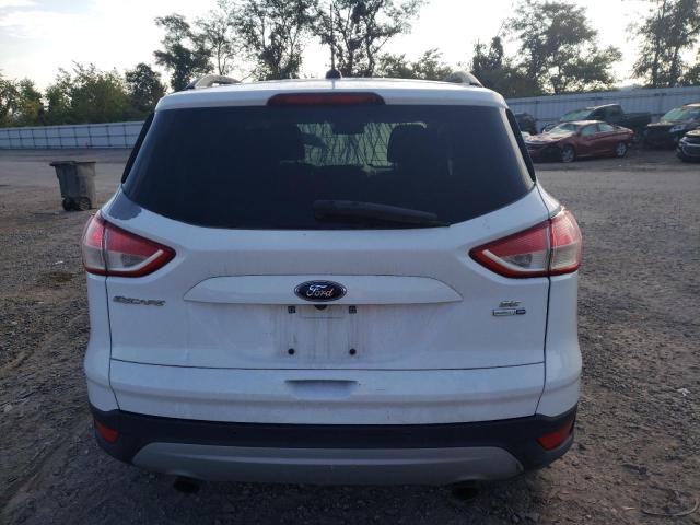 1FMCU9G98GUC83160 Ford ESCAPE SE