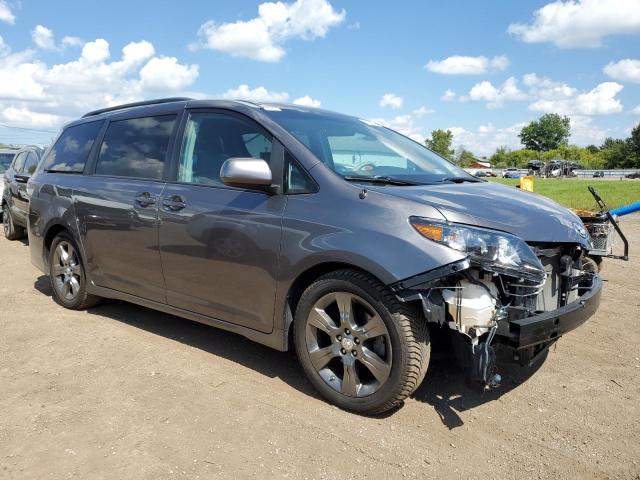 5TDXK3DC2BS072882 2011 TOYOTA SIENNA, photo no. 4