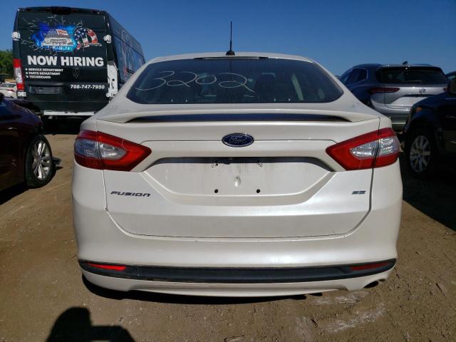 3FA6P0H72FR110652 Ford FUSION SE