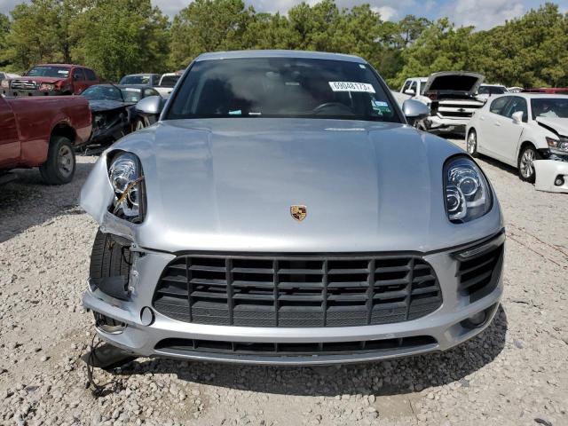 VIN WP1AA2A54JLB00379 2018 Porsche Macan no.5