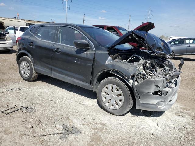 JN1BJ1CR4HW106131 Nissan Rogue Sport S