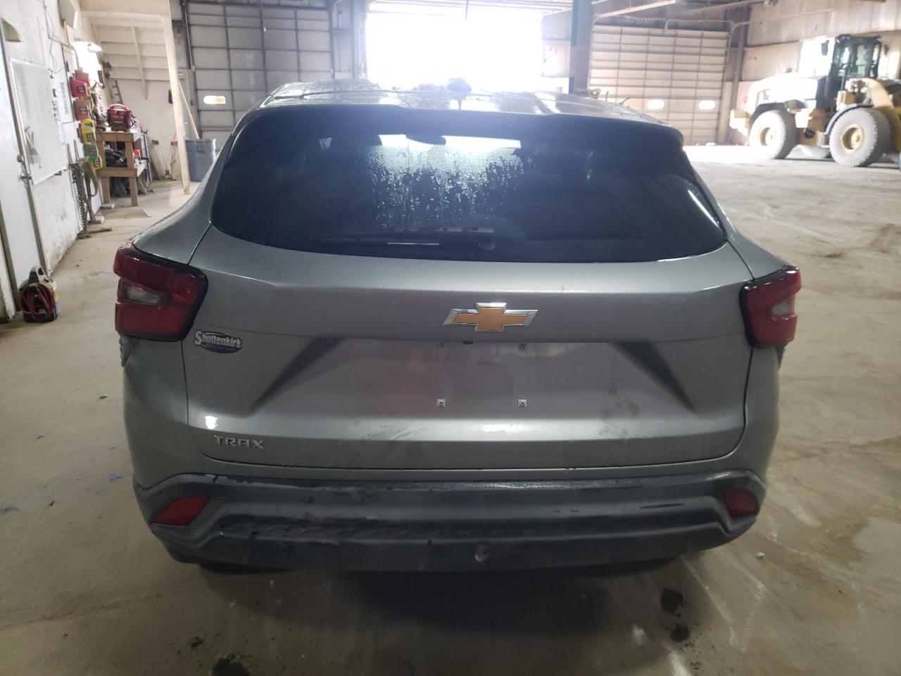 KL77LFE21RC033567 Chevrolet Trax LS 6