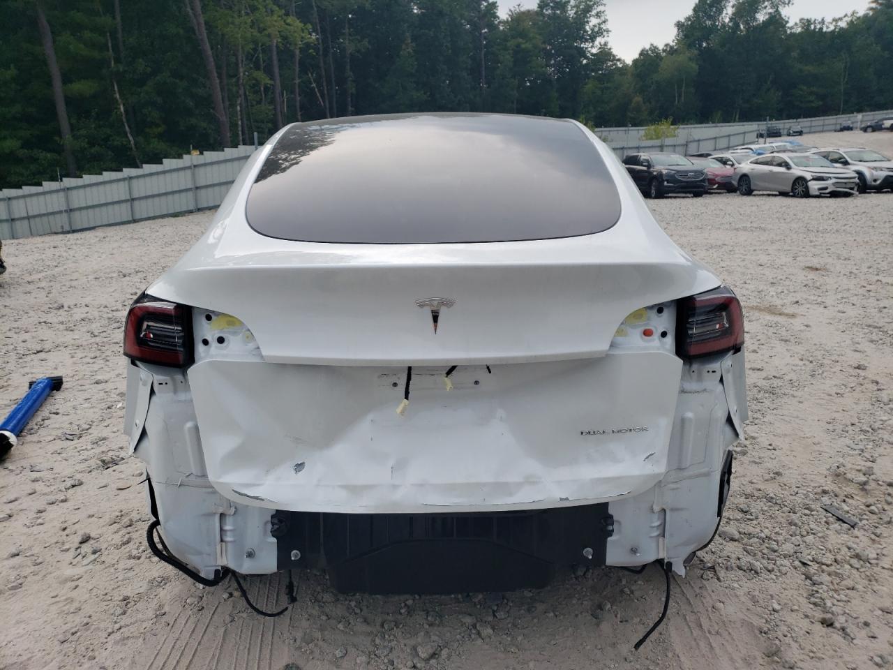 7SAYGDEEXPF769288 Tesla Model Y  6