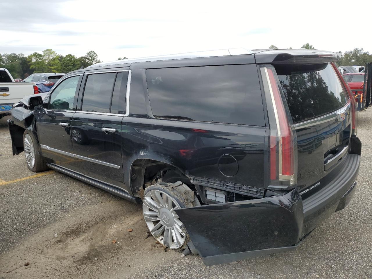 1GYS4KKJ2LR114963 Cadillac Escalade E 2