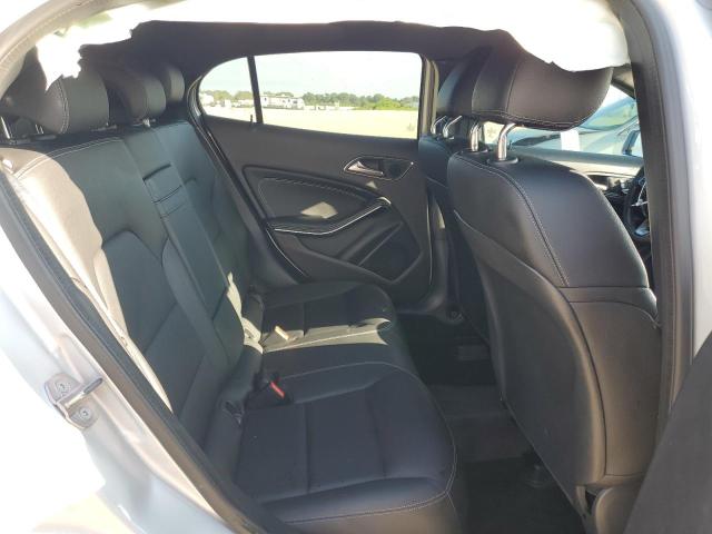 2019 MERCEDES-BENZ GLA 250 - WDCTG4EB9KU018156