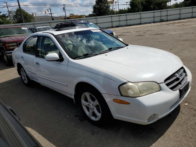 JN1CA31D11T832785 2001 Nissan Maxima Gxe