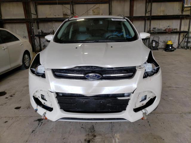1FMCU9J9XFUC33495 Ford Escape Titanium