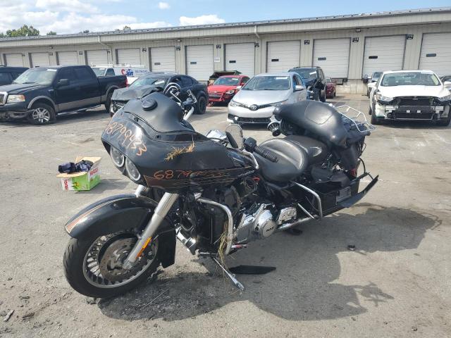 2011 HARLEY-DAVIDSON FLTRU 1HD1KGM1XBB625912