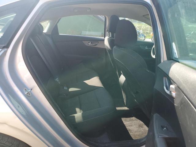 3KPF24AD2ME333679 KIA FORTE FE