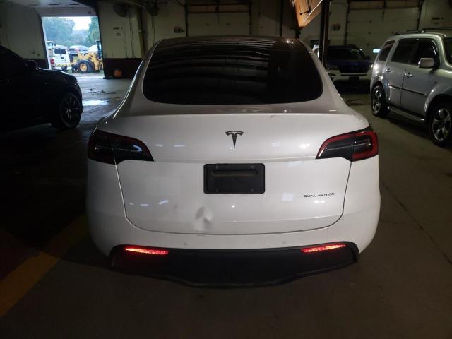 7SAYGDEE0NF445974 Tesla Model Y