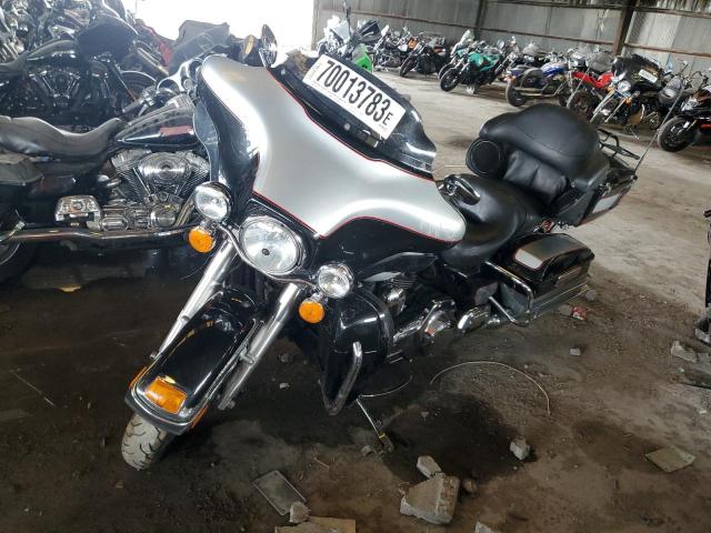2010 HARLEY-DAVIDSON FLHTCU 1HD1FC413AB601110