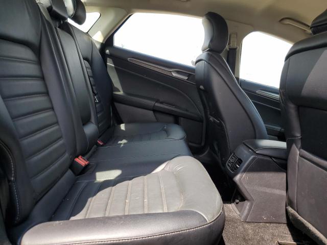 3FA6P0HD9JR157983 Ford FUSION SE